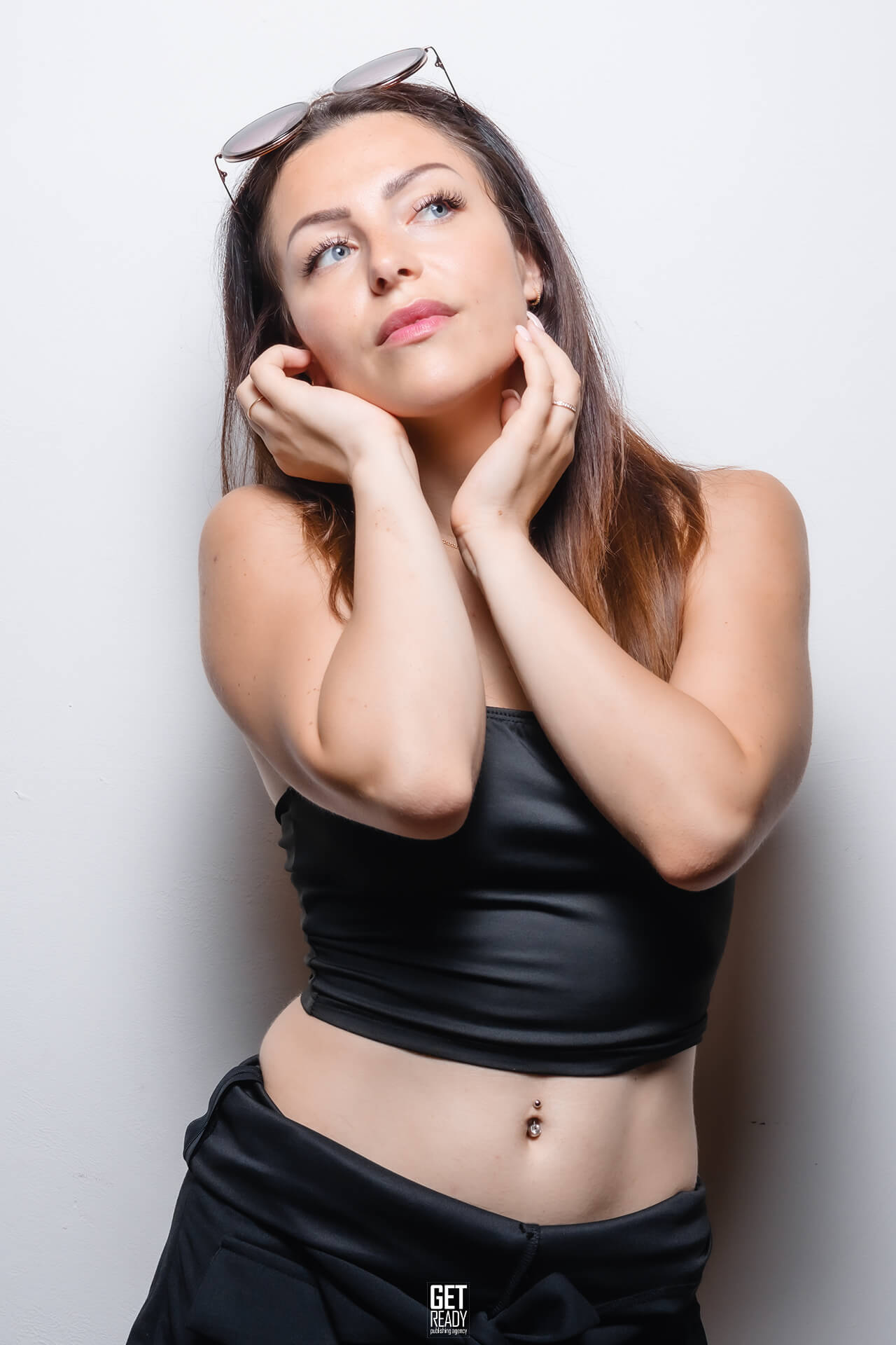 Agence et Studio de Photographie à Beauvais | Portrait • Mode • Corporate • Studio Get-Ready - studio photo, agence de modèles et de communication.